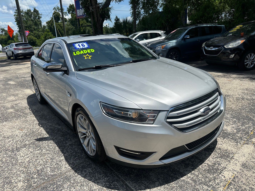 2016 Ford Taurus Image 7