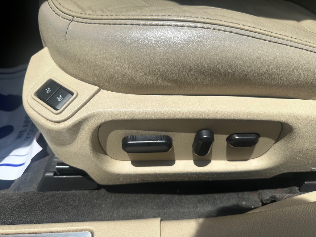 2016 Ford Taurus Image 27