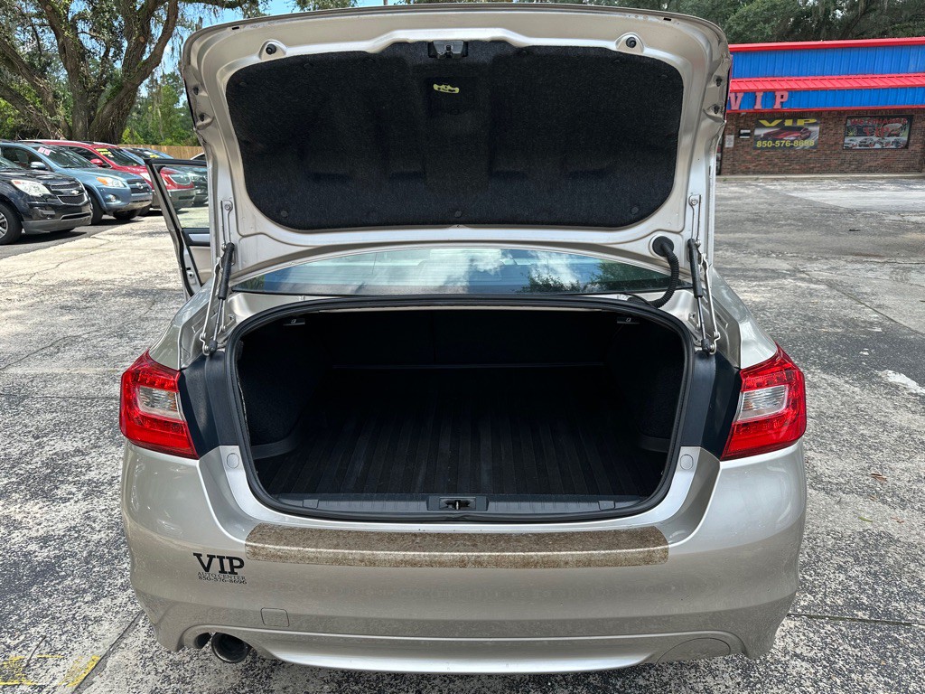 2015 Subaru Legacy Image 28