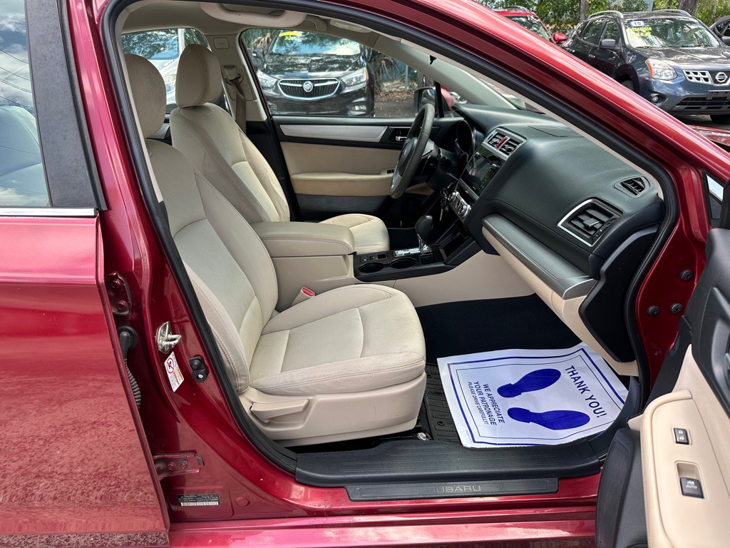 2017 Subaru Legacy Image 16