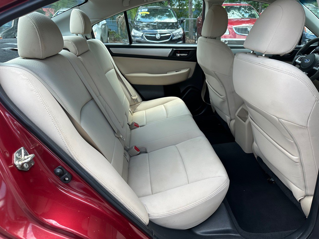 2017 Subaru Legacy Image 18