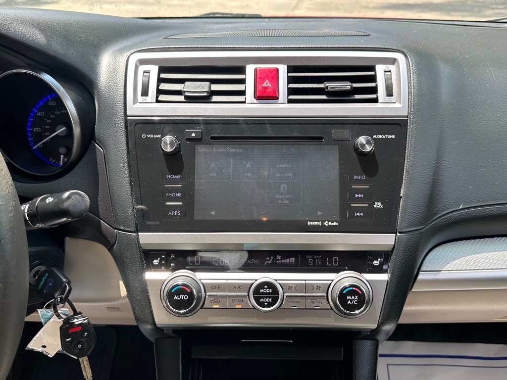 2017 Subaru Legacy Image 22