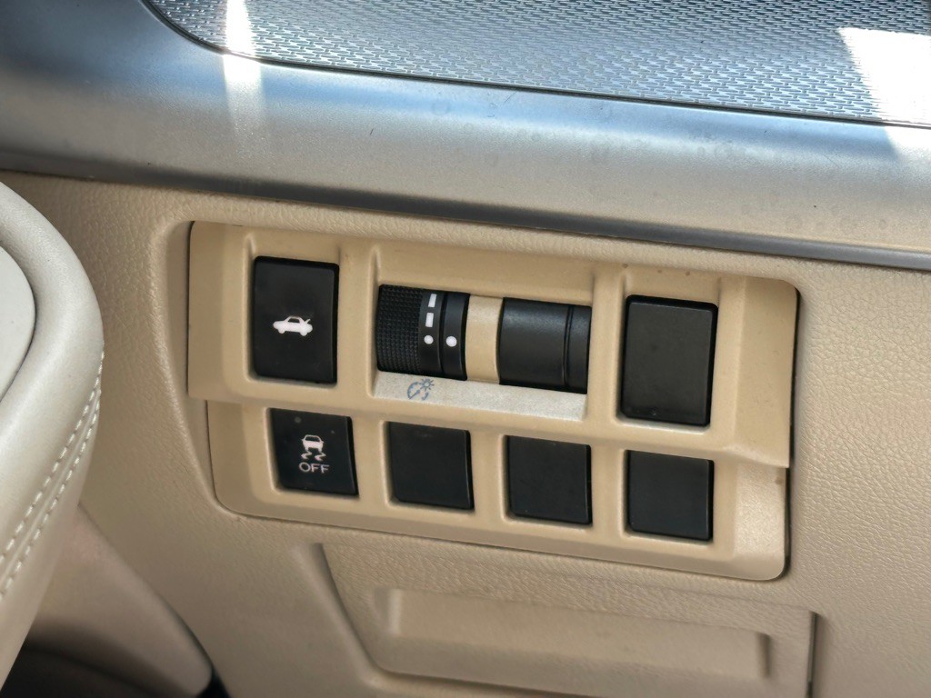 2017 Subaru Legacy Image 27