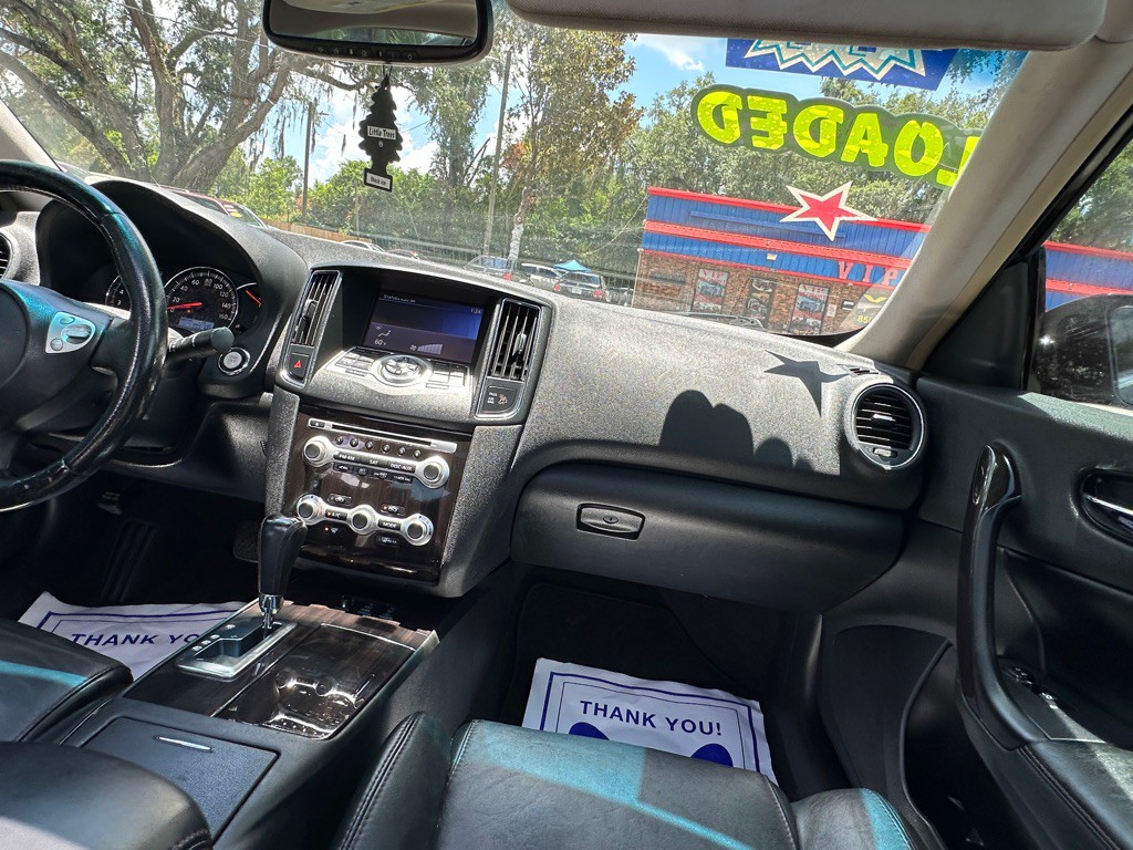 2014 Nissan Maxima Image 24