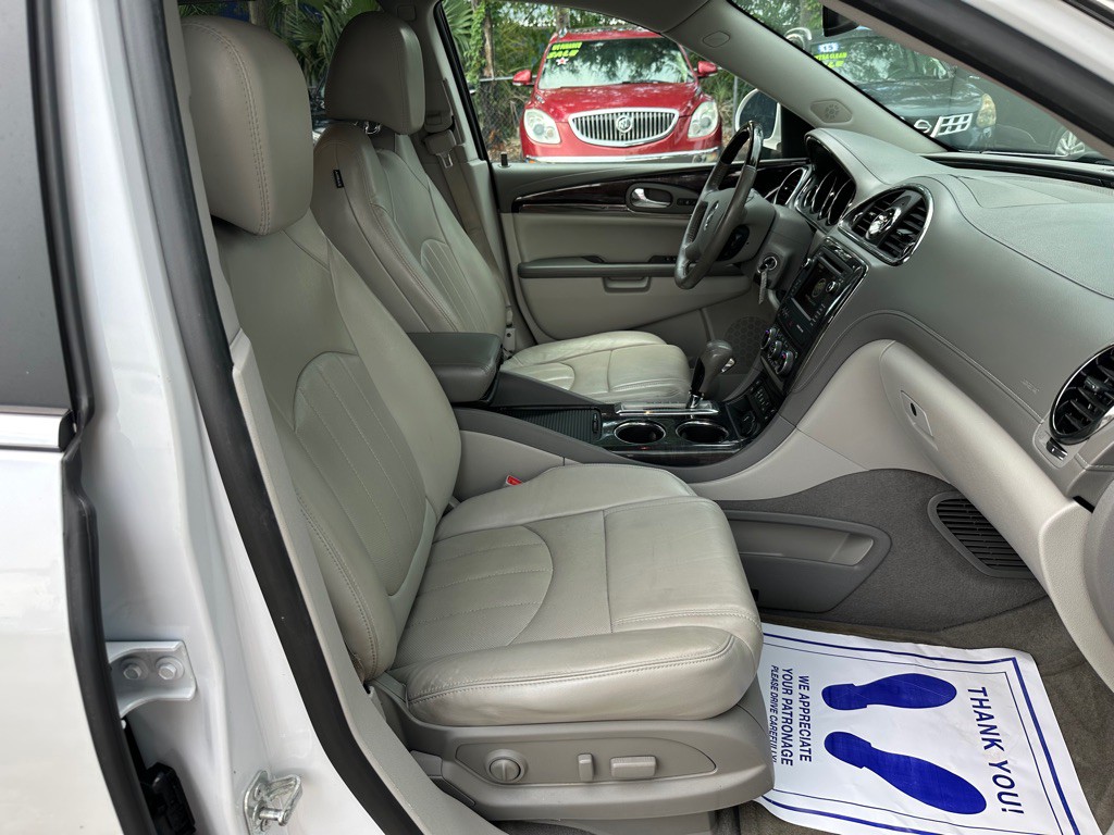 2017 Buick Enclave Image 15