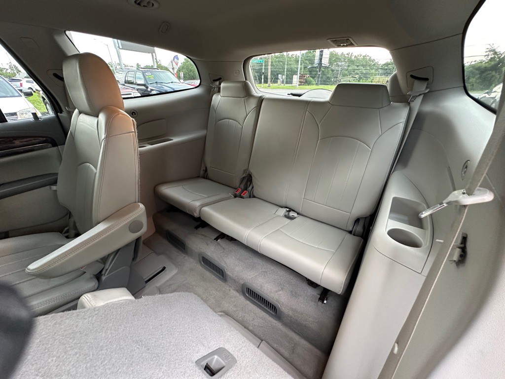 2017 Buick Enclave Image 22