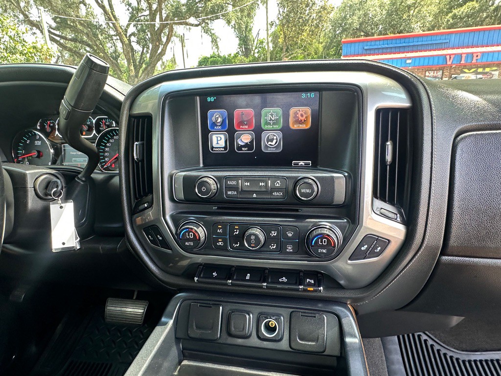 2015 Chevrolet Silverado 1500 Image 24