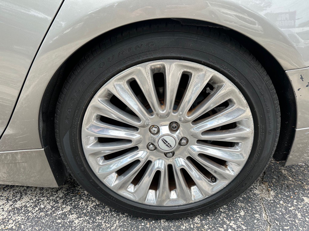 2016 Lincoln MKZ Image 9