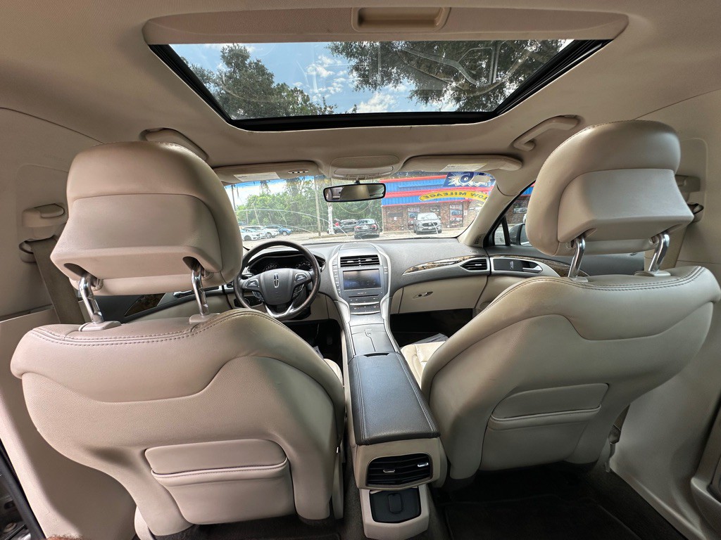 2016 Lincoln MKZ Image 22