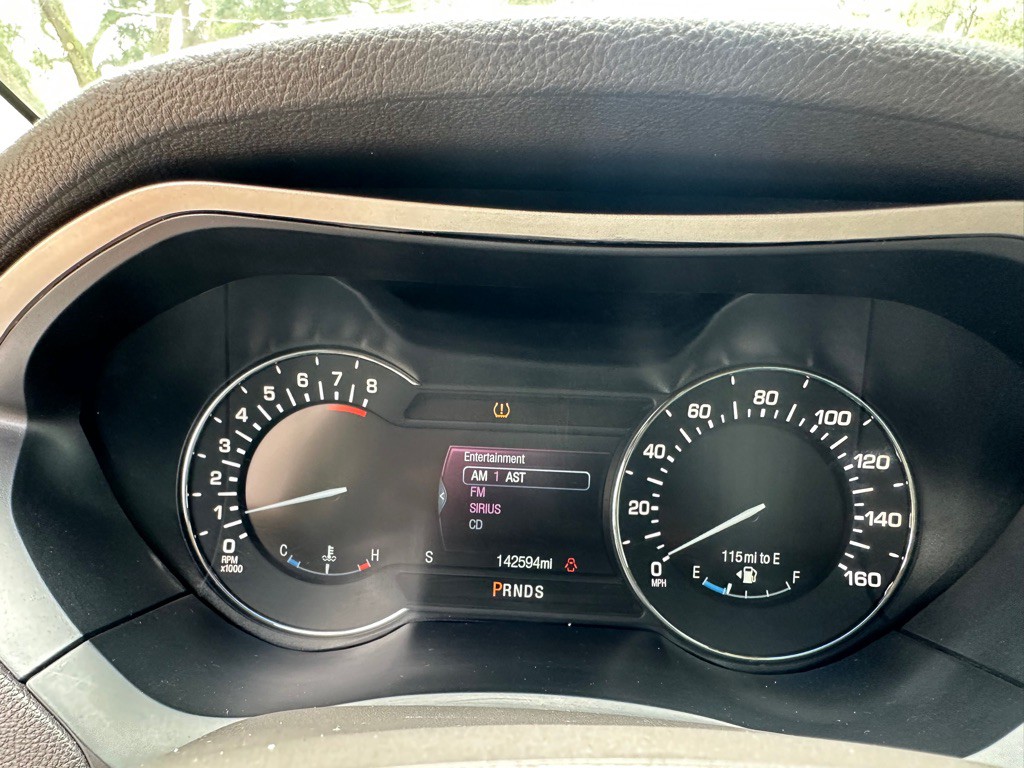2016 Lincoln MKZ Image 27