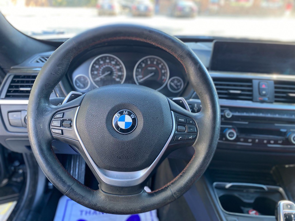 2016 BMW 3 Series Image 13