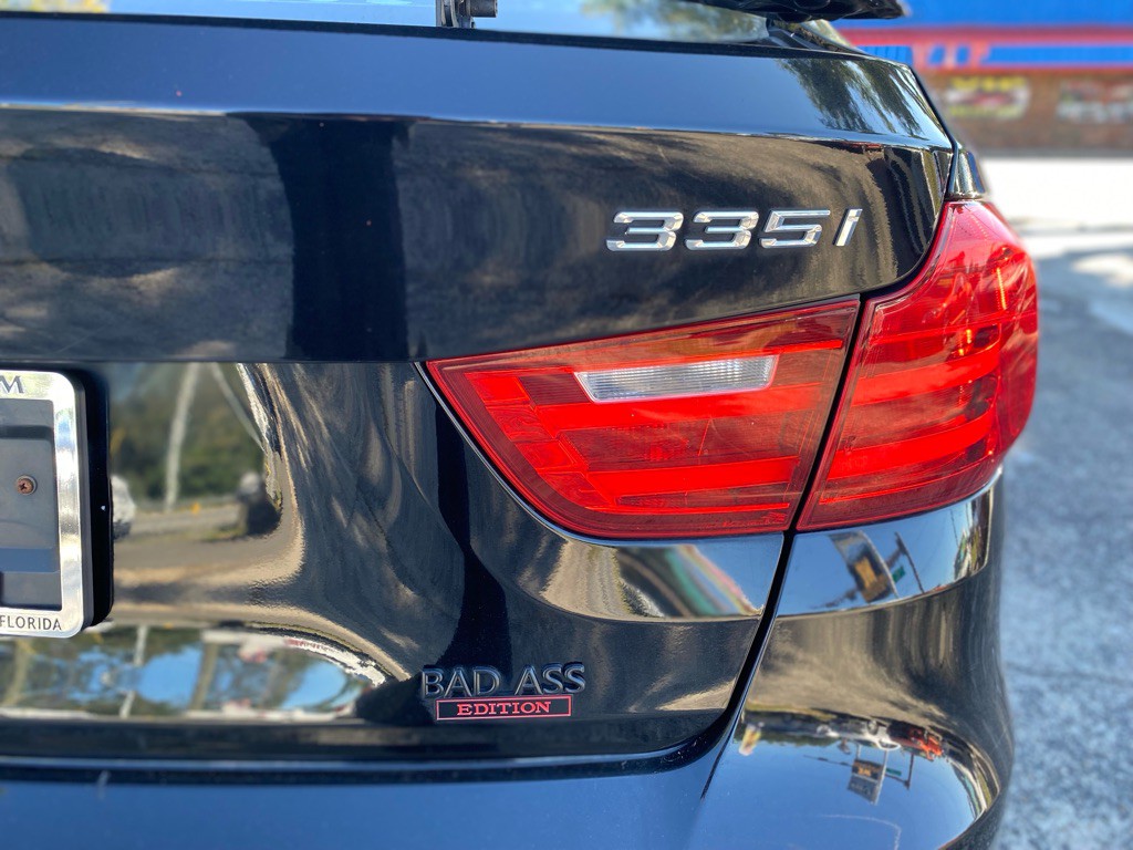 2016 BMW 3 Series Image 16