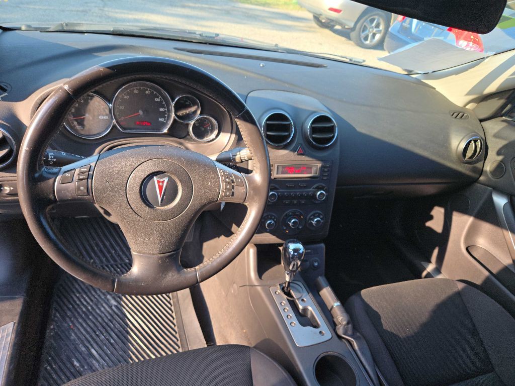 2007 Pontiac G6 Image 11