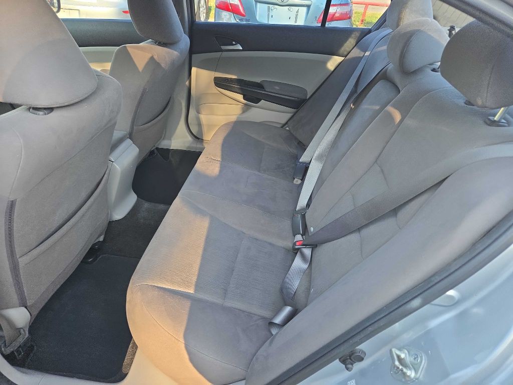 2011 Honda Accord Image 9