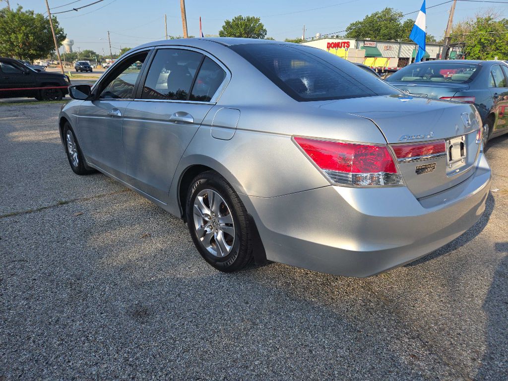 2011 Honda Accord Image 5