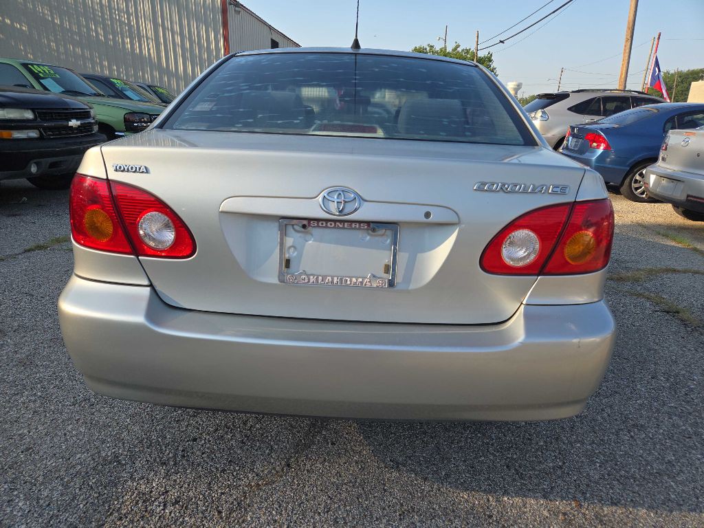 2004 Toyota Corolla Image 4