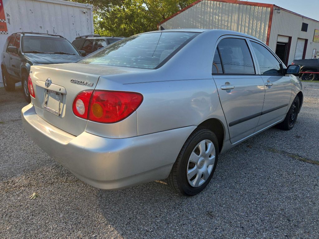 2004 Toyota Corolla Image 5