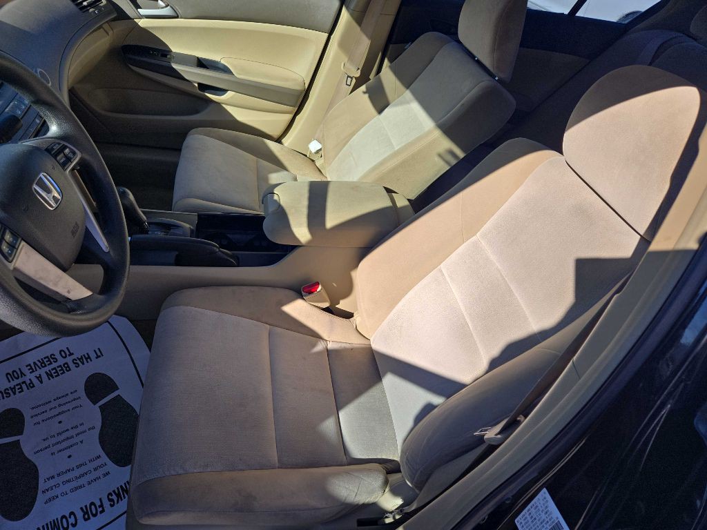 2009 Honda Accord Image 9