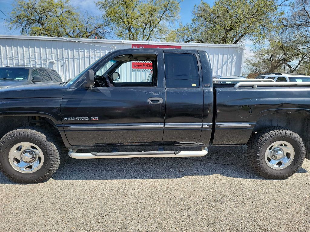 1999 Dodge Ram 1500 Image 2