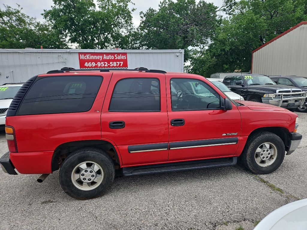 2002 Chevrolet Tahoe Image 2