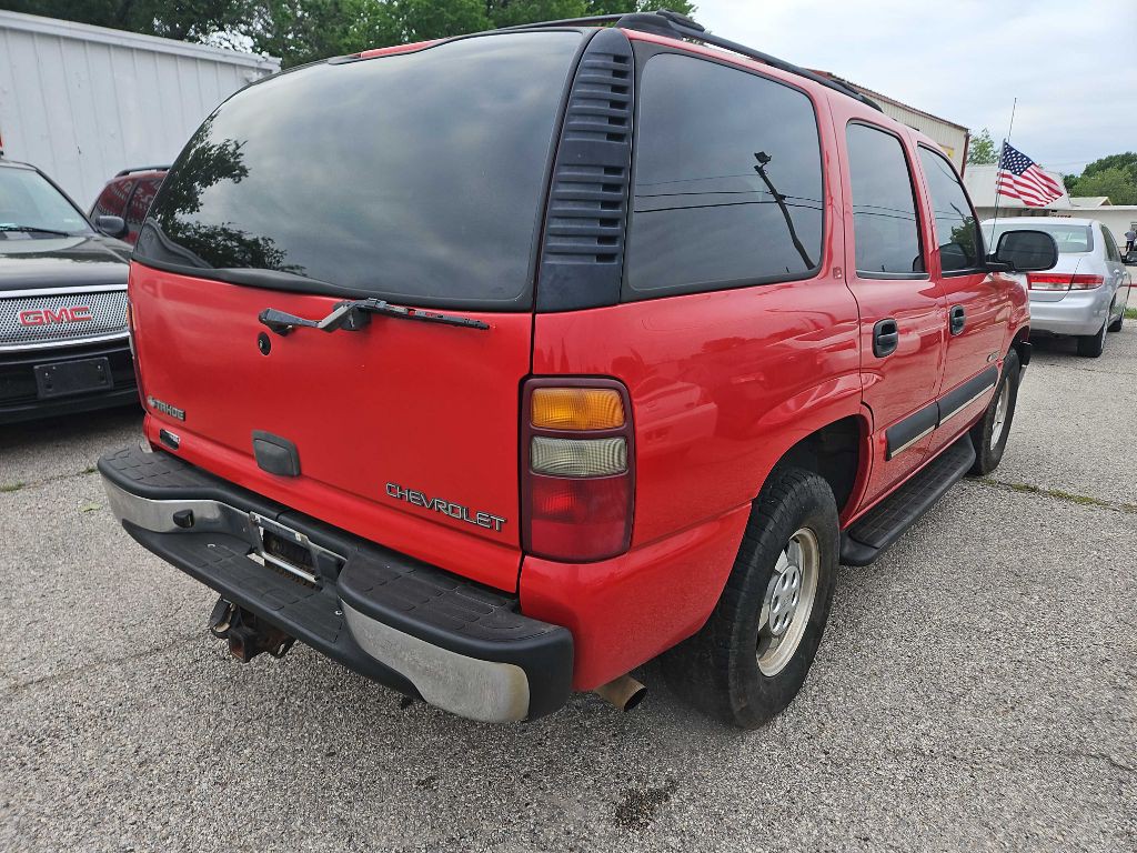 2002 Chevrolet Tahoe Image 3
