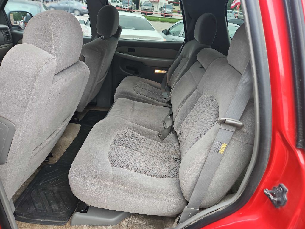 2002 Chevrolet Tahoe Image 13