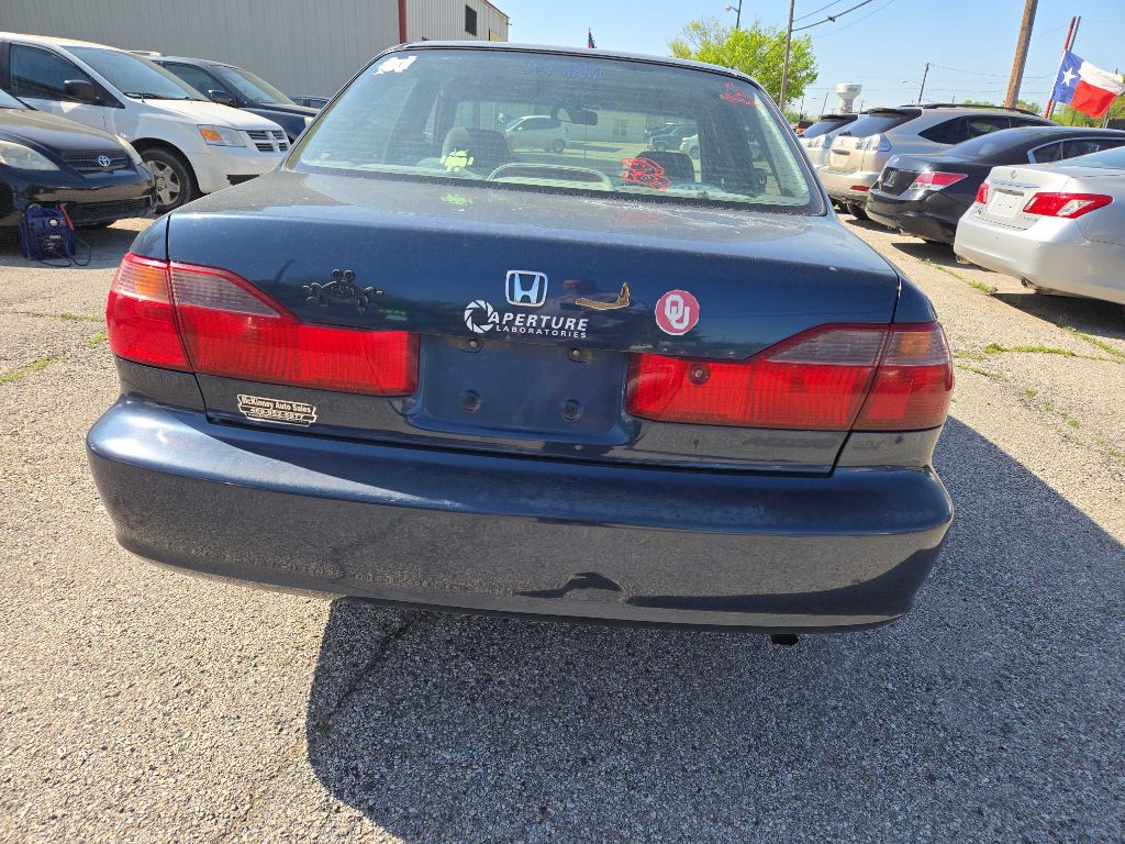 1999 Honda Accord Image 4