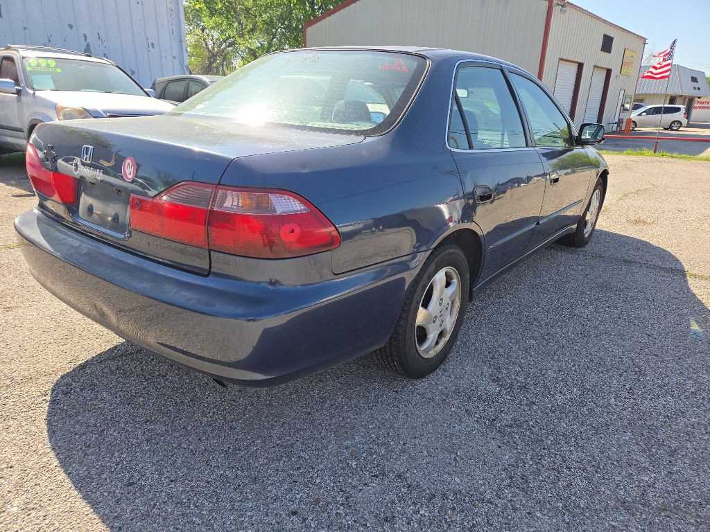 1999 Honda Accord Image 3