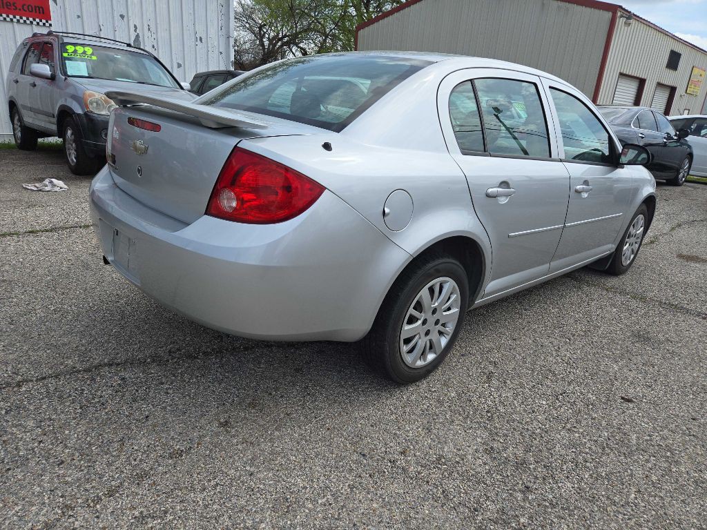 2010 Chevrolet Cobalt Image 3