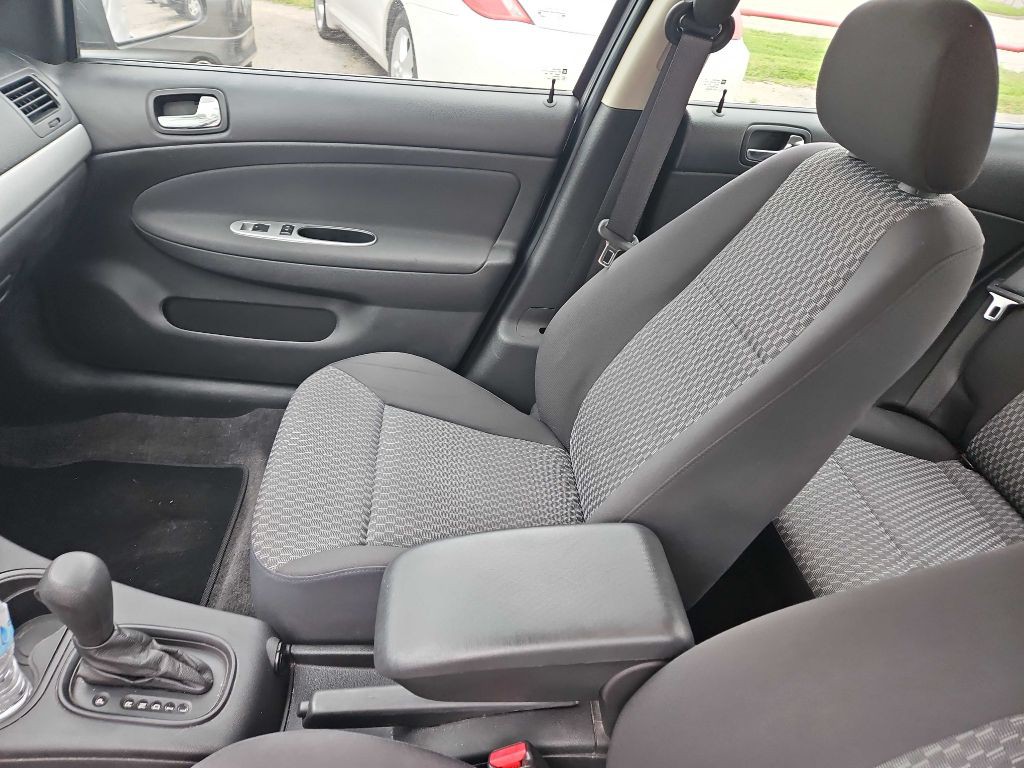 2010 Chevrolet Cobalt Image 10