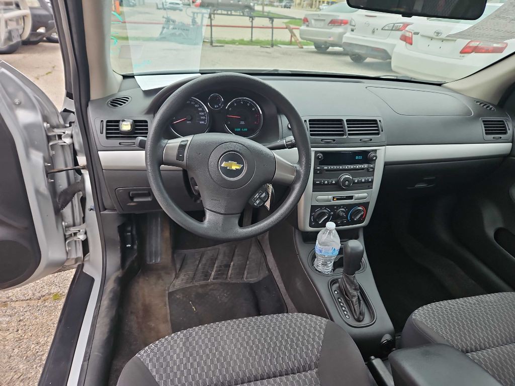 2010 Chevrolet Cobalt Image 11