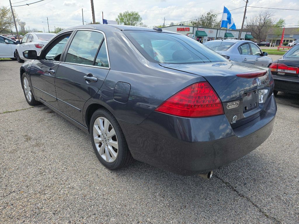 2007 Honda Accord Image 18