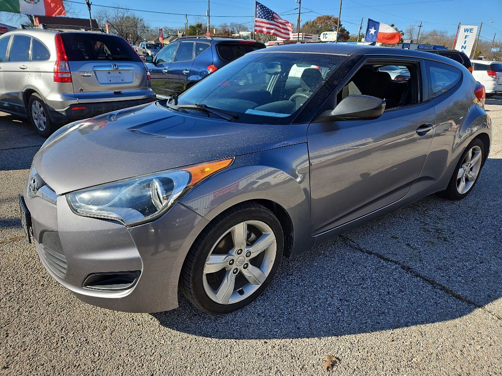 2012 Hyundai Veloster Image 7