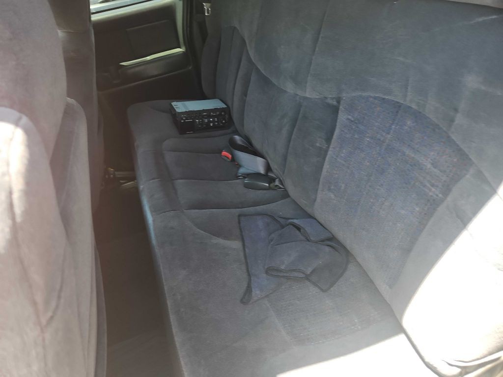 2001 Chevrolet Silverado 1500 Image 11