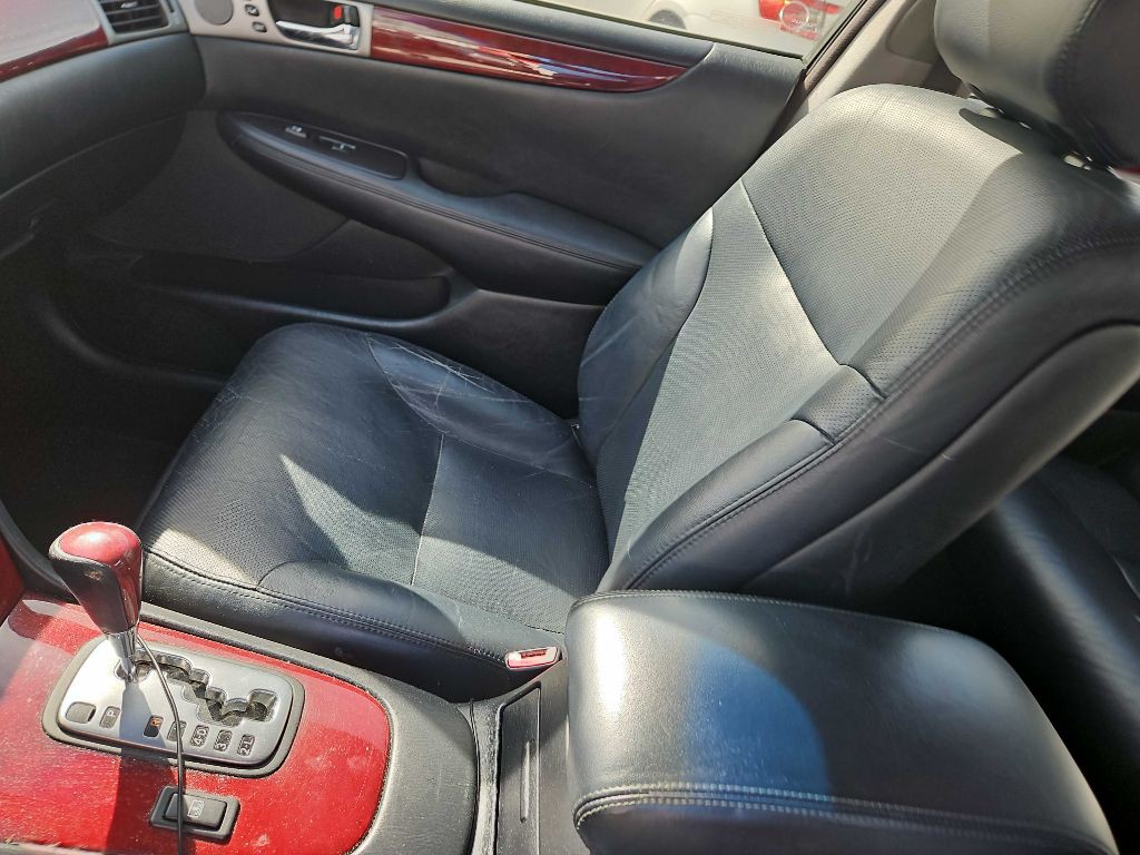 2005 Lexus ES 330 Image 11