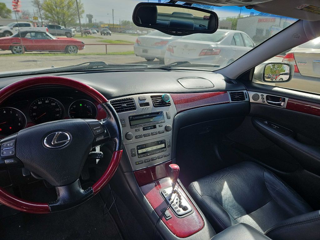 2005 Lexus ES 330 Image 14