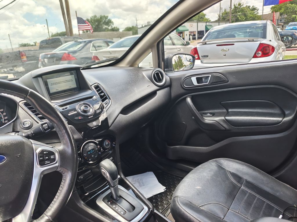 2017 Ford Fiesta Image 13