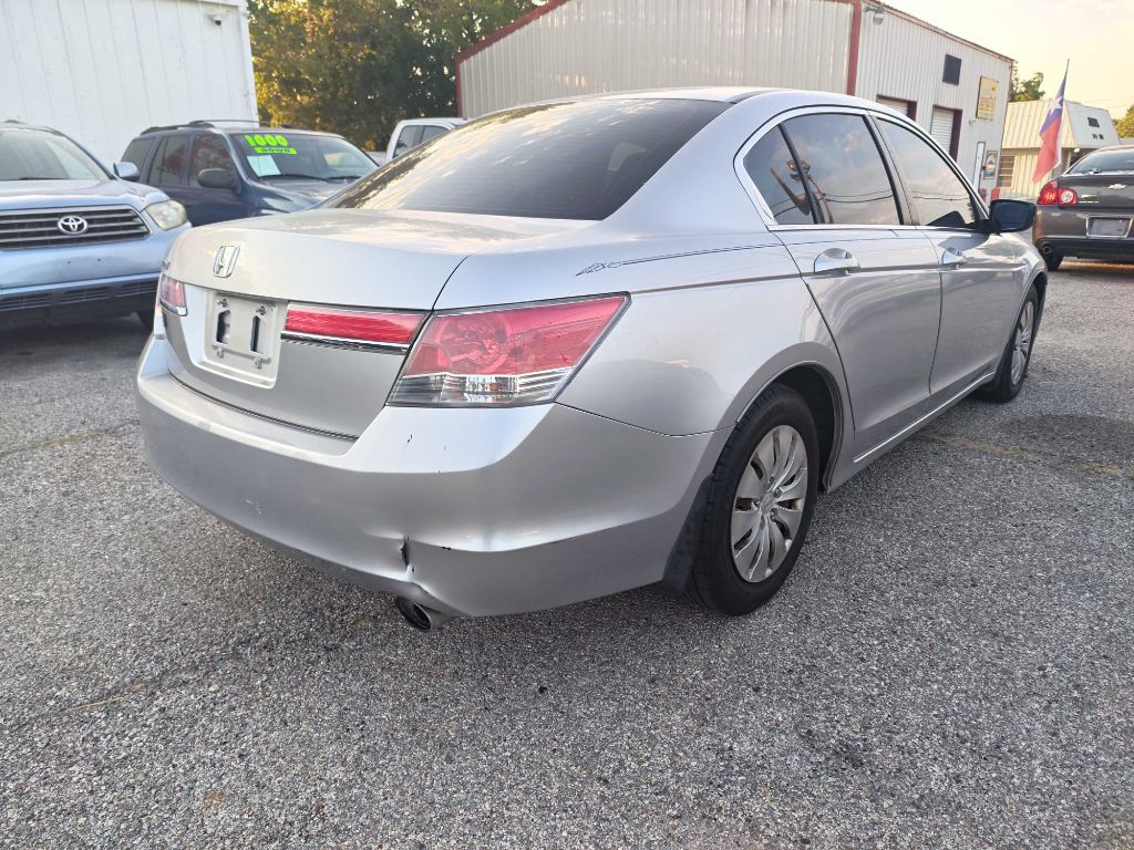 2011 Honda Accord Image 3