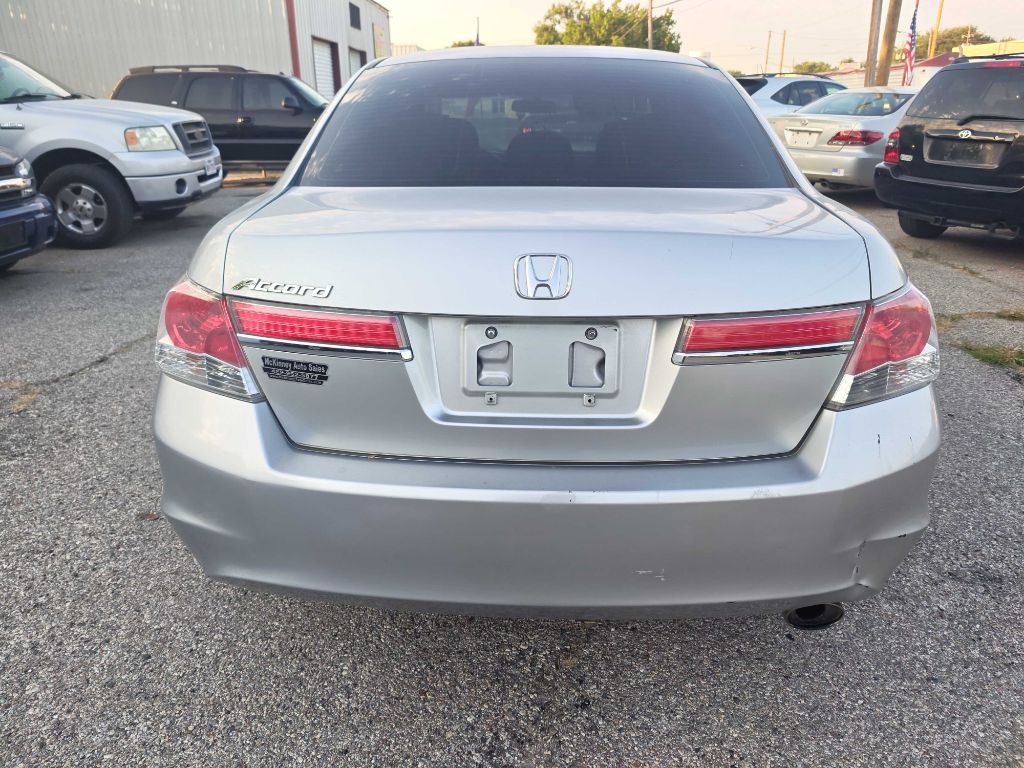 2011 Honda Accord Image 4