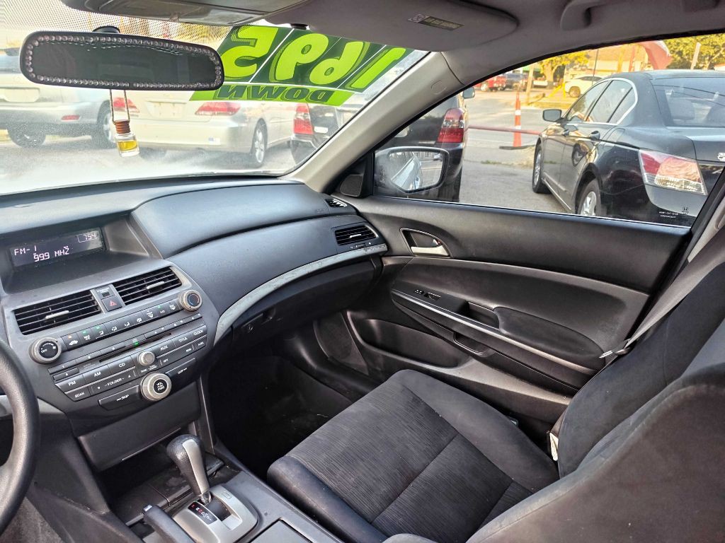 2011 Honda Accord Image 13