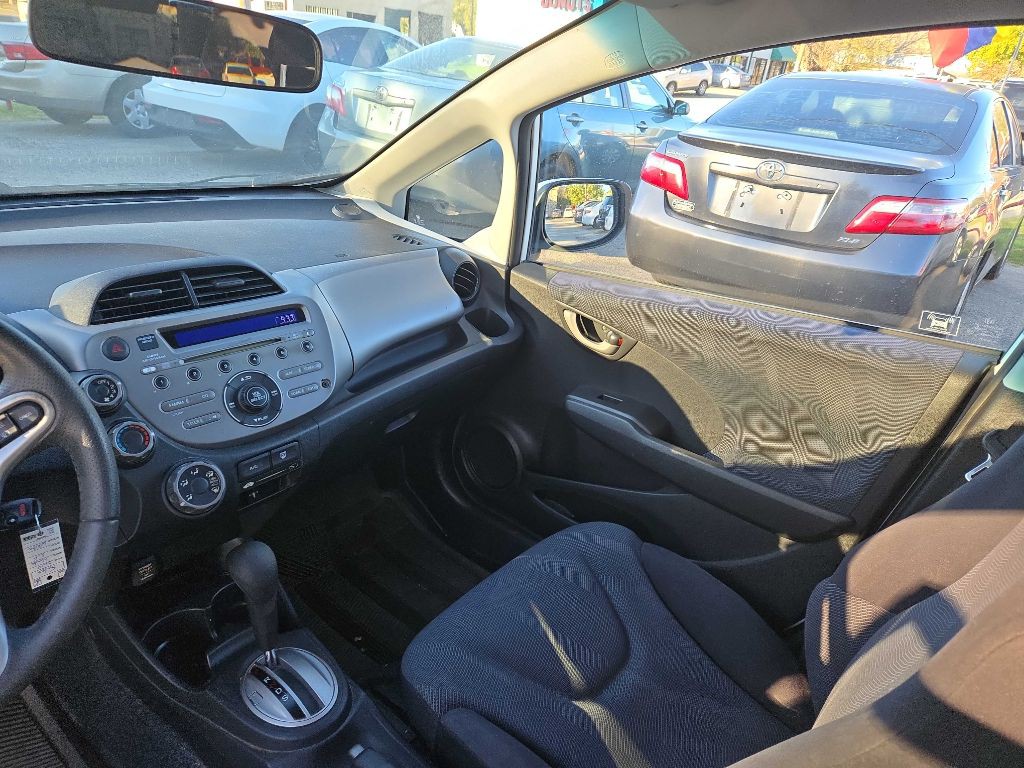 2010 Honda Fit Image 13
