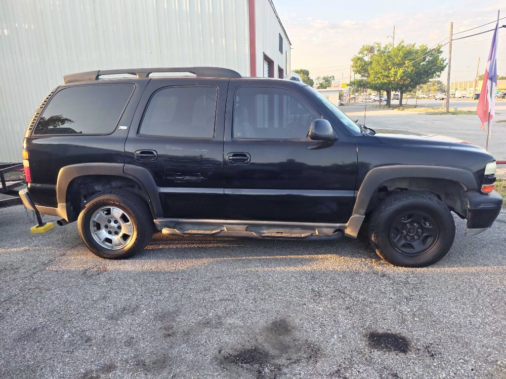 2005 Chevrolet Tahoe Image 2