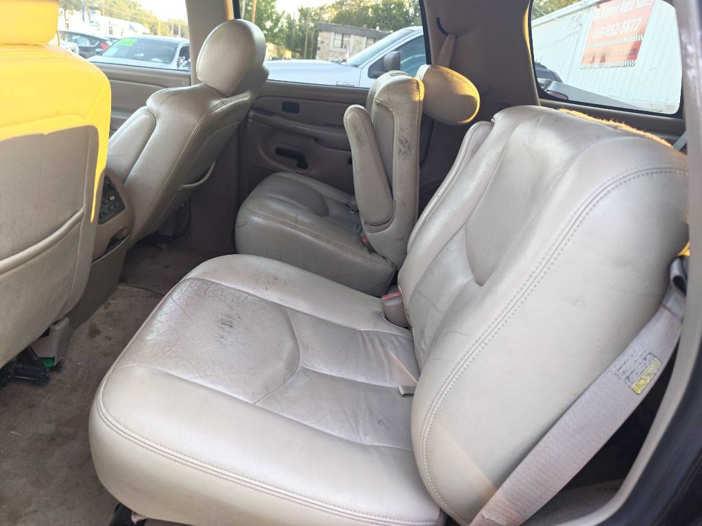 2005 Chevrolet Tahoe Image 11
