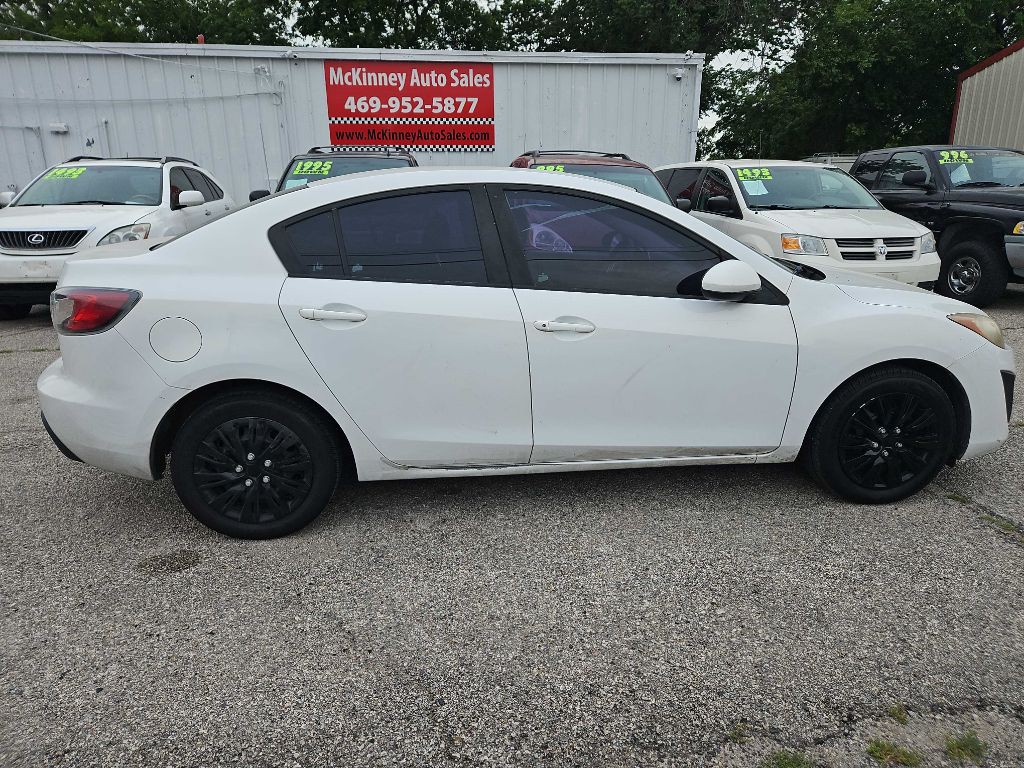 2010 Mazda Mazda3 Image 2