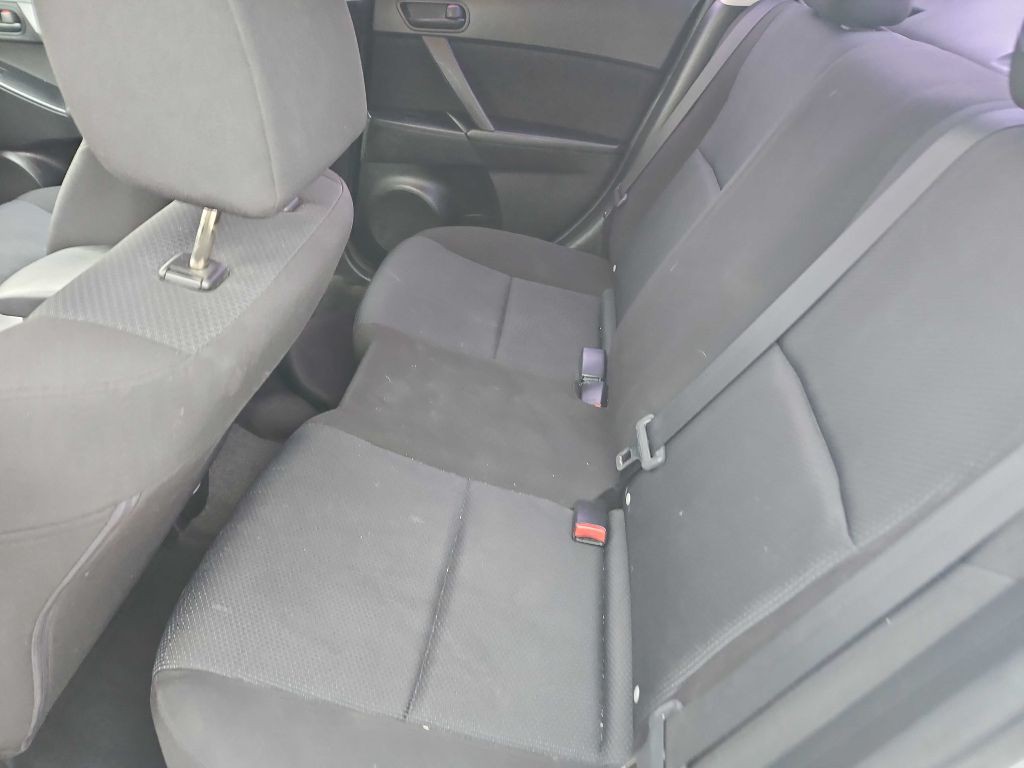 2010 Mazda Mazda3 Image 11