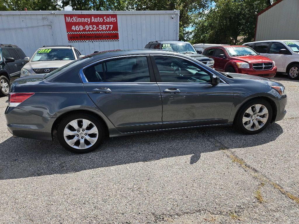 2009 Honda Accord Image 2