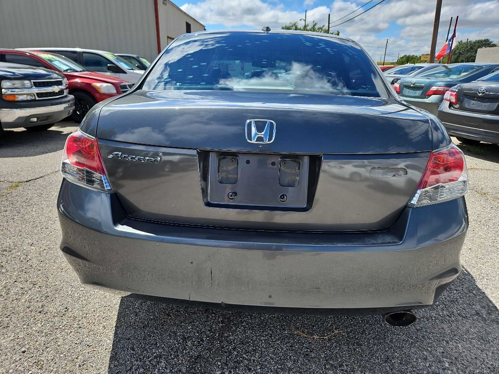 2009 Honda Accord Image 4