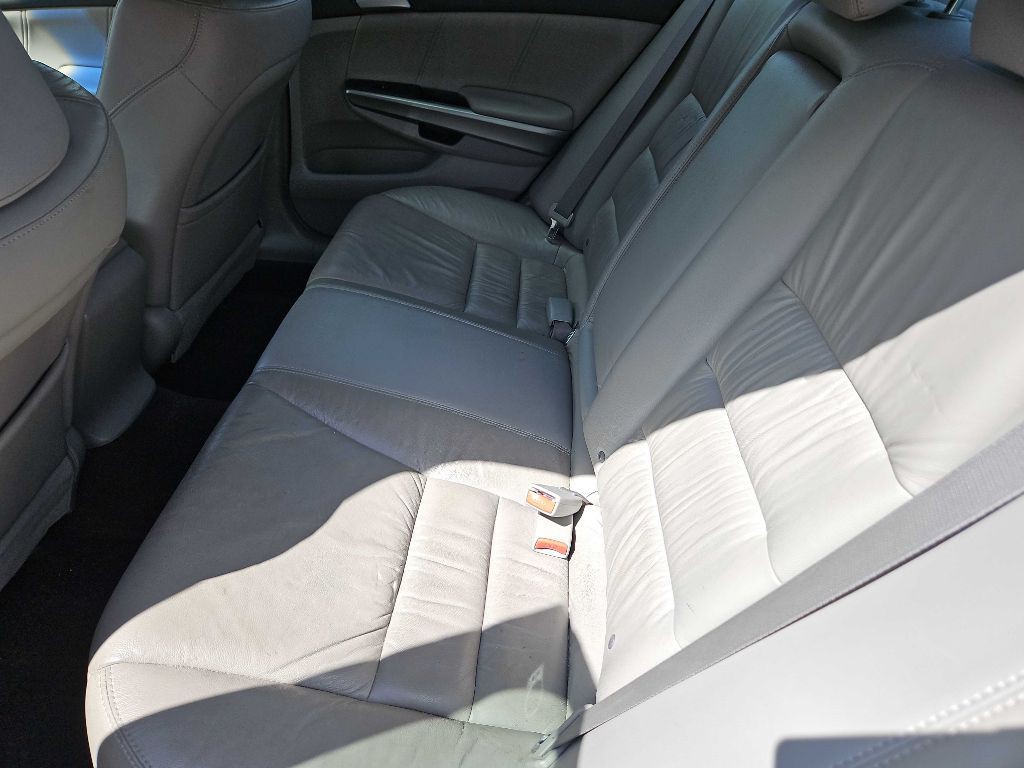 2009 Honda Accord Image 11
