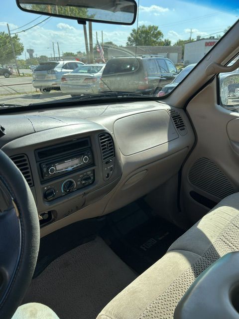 1999 Ford F-150 Image 11