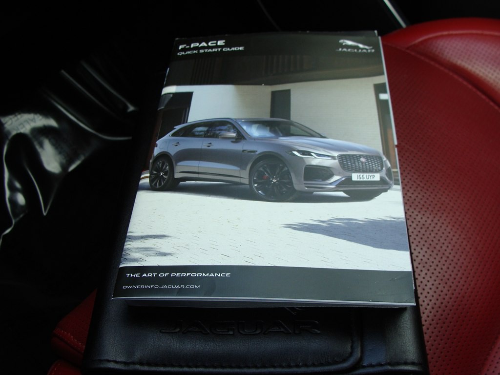 2021 Jaguar F-PACE Image 45